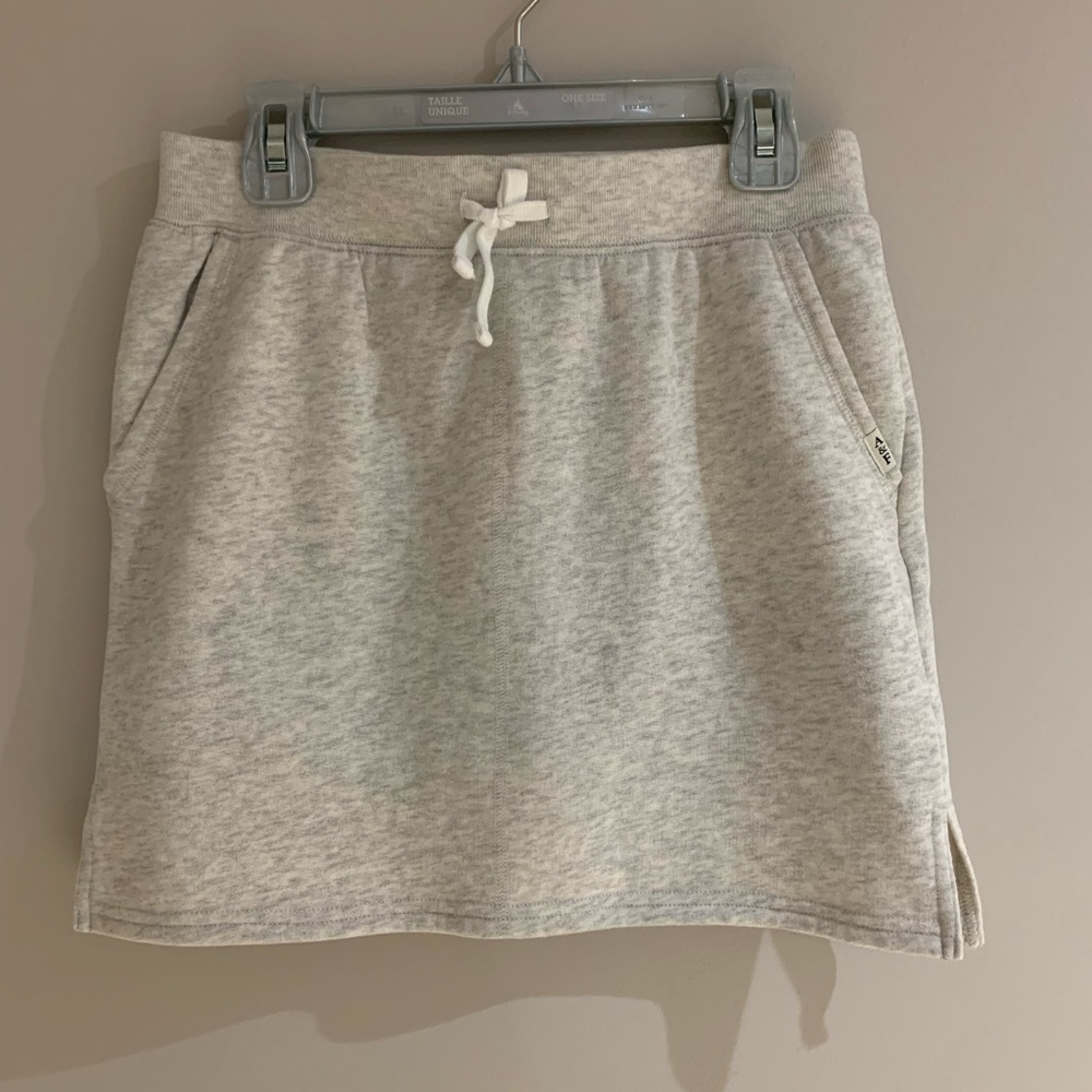 Abercrombie Kids Girl's Fleece Skort in Light Gray - Size 11-12